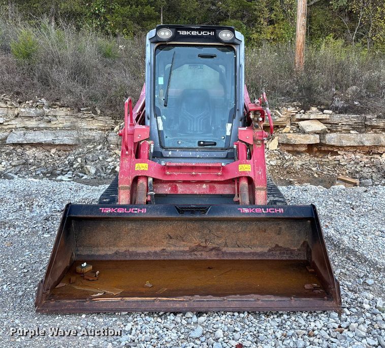 image for item DU1485 2021 Takeuchi TL12V2 tracked skid steer loader