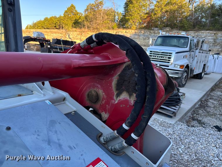 image for item DU1485 2021 Takeuchi TL12V2 tracked skid steer loader