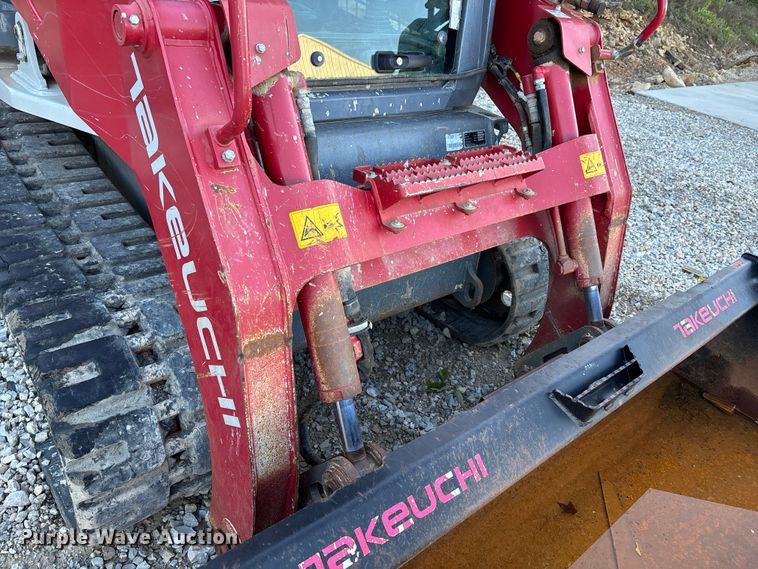 image for item DU1485 2021 Takeuchi TL12V2 tracked skid steer loader