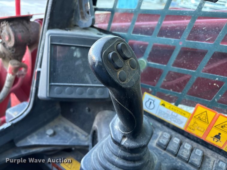 image for item DU1485 2021 Takeuchi TL12V2 tracked skid steer loader