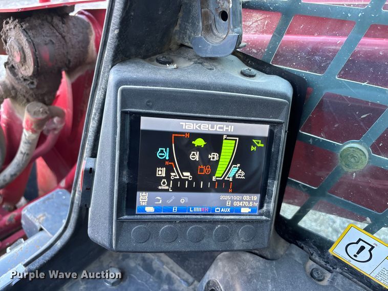 image for item DU1485 2021 Takeuchi TL12V2 tracked skid steer loader