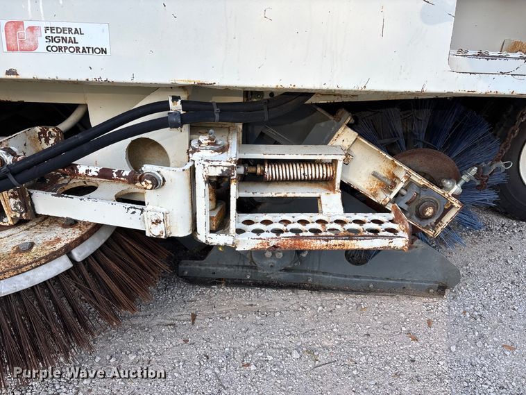 image for item DU1492 Elgin Pelican HH sweeper