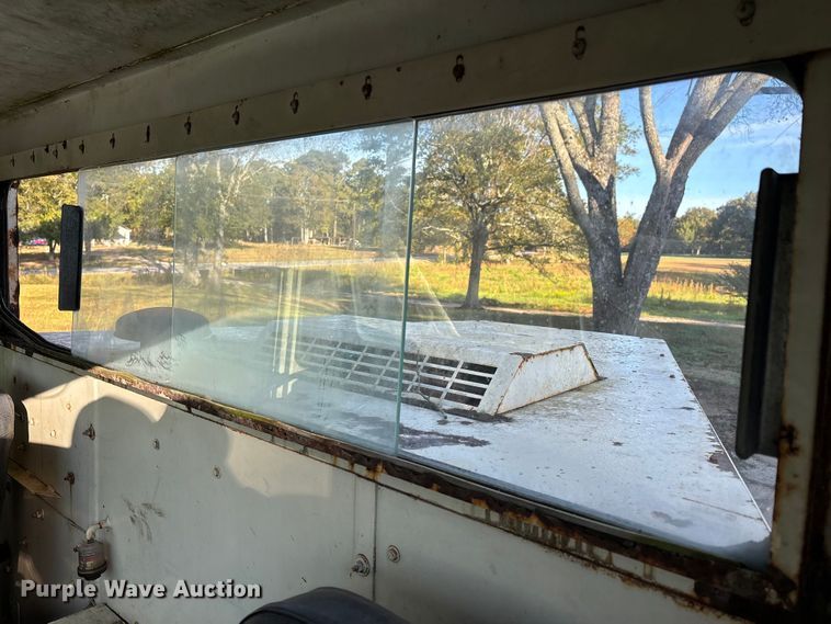 image for item DU1492 Elgin Pelican HH sweeper