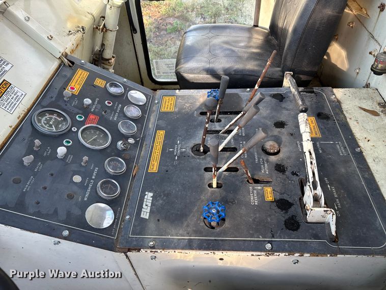 image for item DU1492 Elgin Pelican HH sweeper