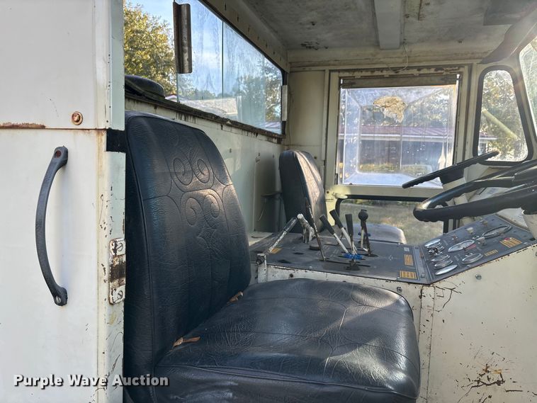 image for item DU1492 Elgin Pelican HH sweeper