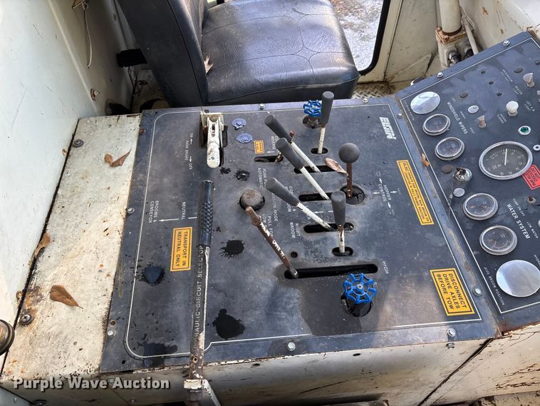 image for item DU1492 Elgin Pelican HH sweeper