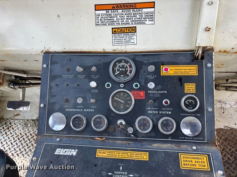 image for item DU1492 Elgin Pelican HH sweeper