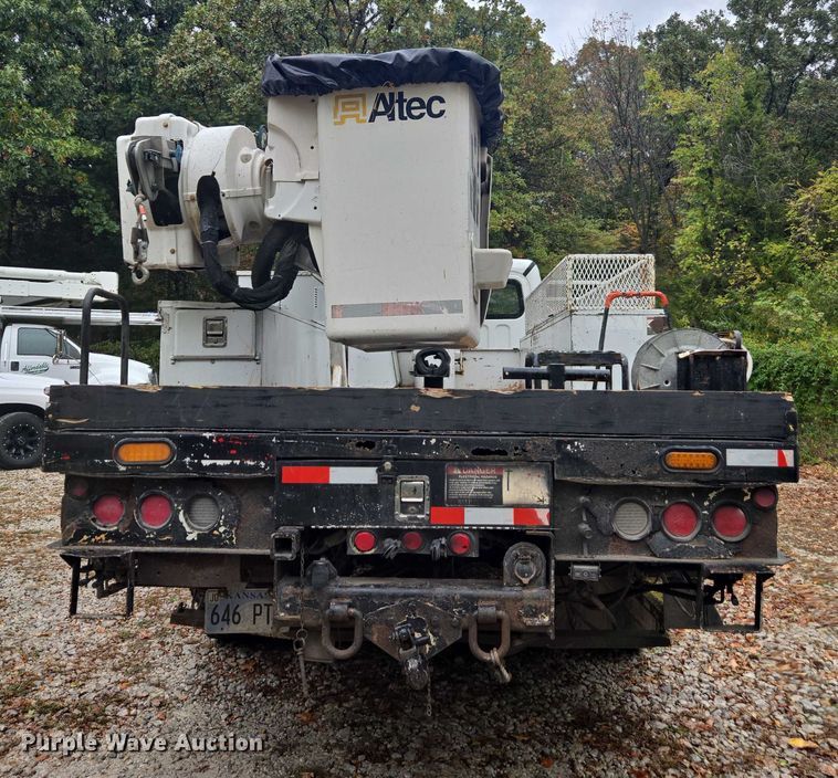 image for item DU2515 2008 Freightliner Business Class M2 bucket truck