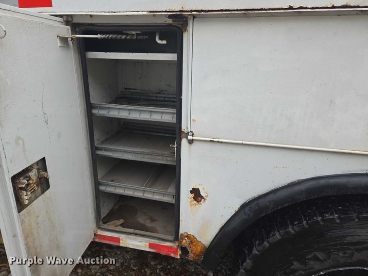 image for item DU2515 2008 Freightliner Business Class M2 bucket truck