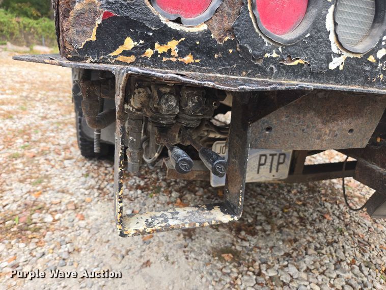 image for item DU2515 2008 Freightliner Business Class M2 bucket truck