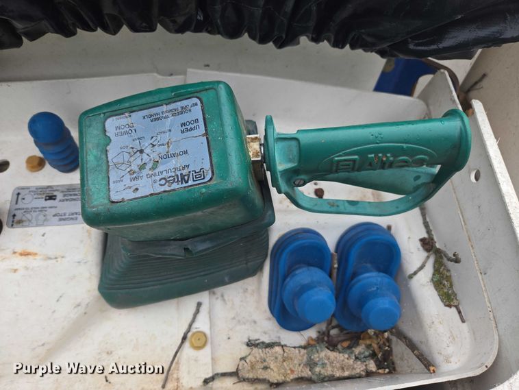 image for item DU2515 2008 Freightliner Business Class M2 bucket truck