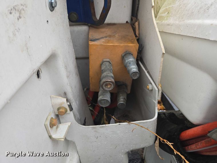 image for item DU2515 2008 Freightliner Business Class M2 bucket truck