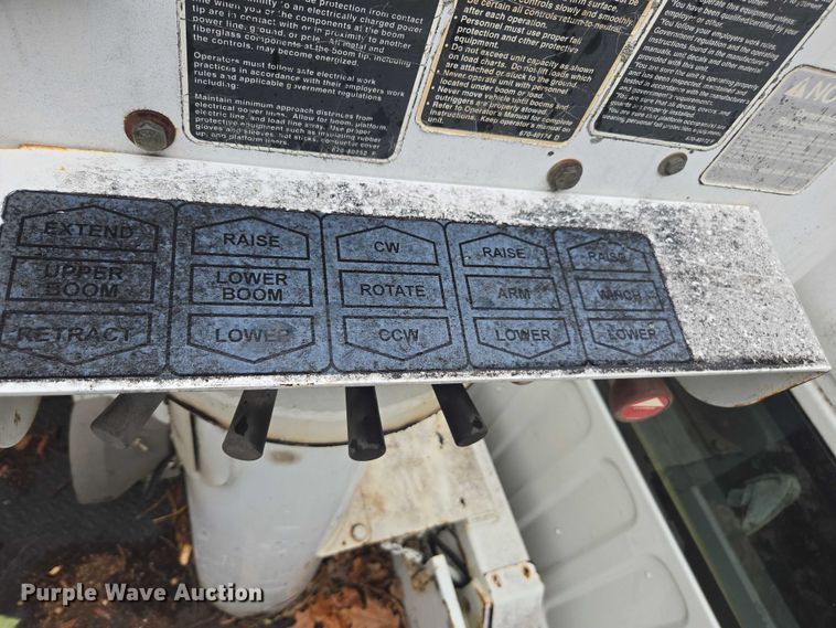 image for item DU2515 2008 Freightliner Business Class M2 bucket truck