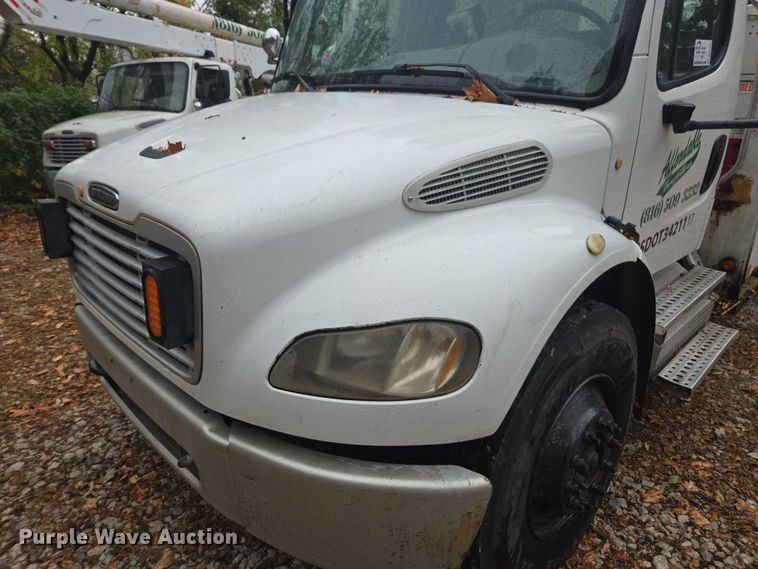 image for item DU2515 2008 Freightliner Business Class M2 bucket truck