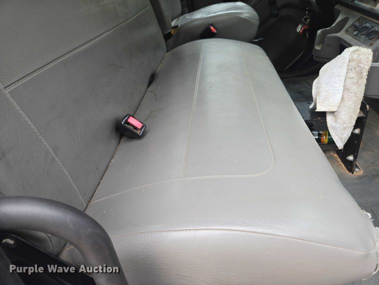 image for item DU2515 2008 Freightliner Business Class M2 bucket truck