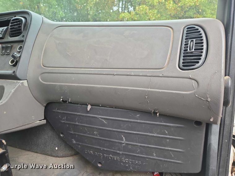 image for item DU2515 2008 Freightliner Business Class M2 bucket truck