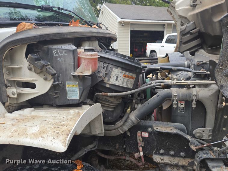 image for item DU2515 2008 Freightliner Business Class M2 bucket truck