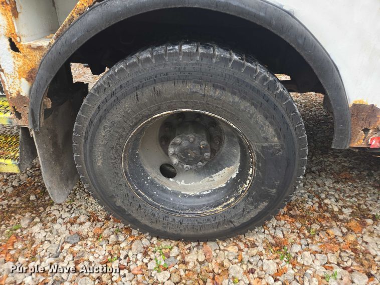 image for item DU2515 2008 Freightliner Business Class M2 bucket truck