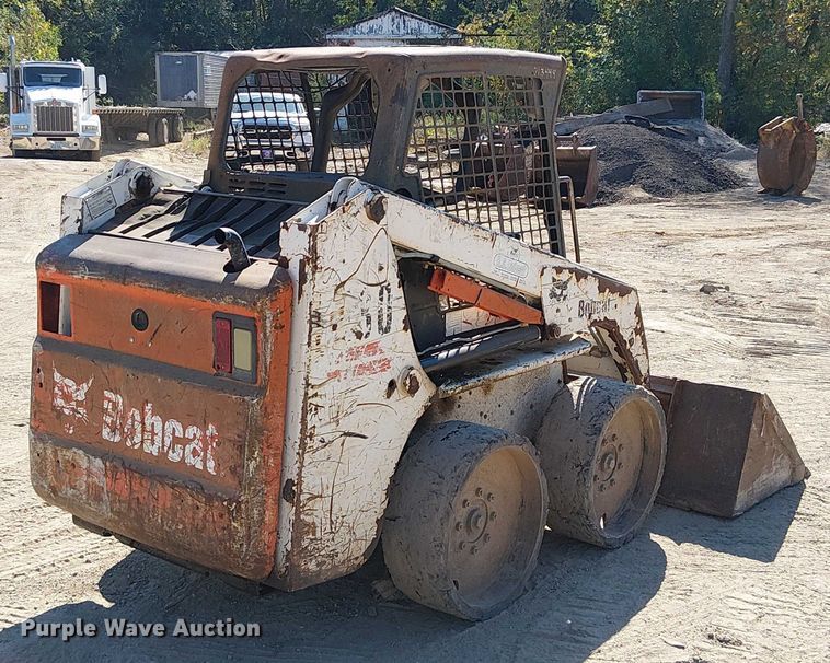 MINI CARGADOR SOBRE RUEDAS 2005 BOBCAT S130