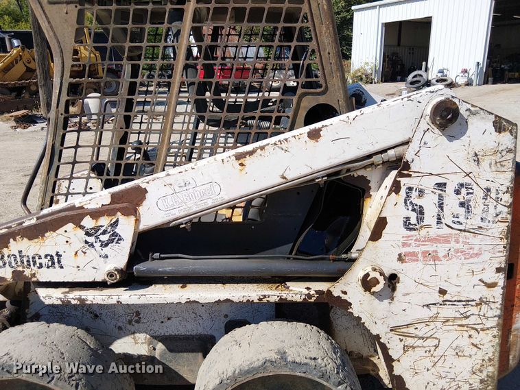 image for item DU3639 2005 Bobcat S130 skid steer loader