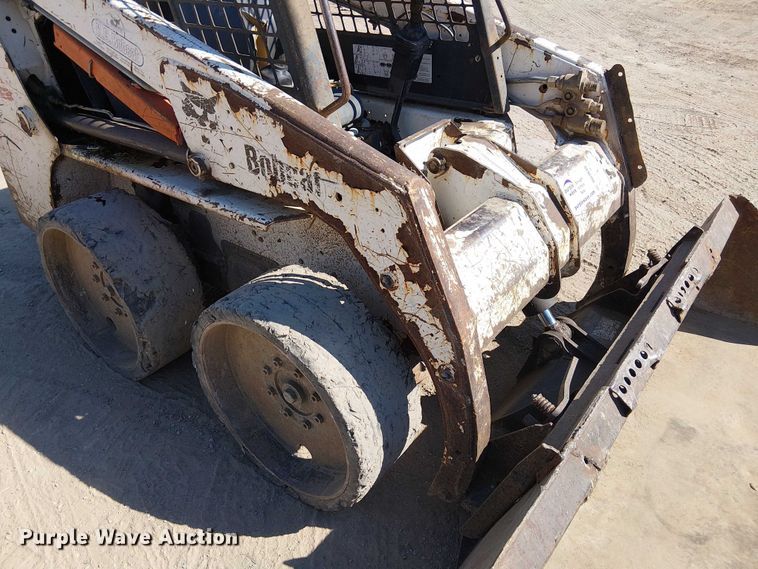 image for item DU3639 2005 Bobcat S130 skid steer loader
