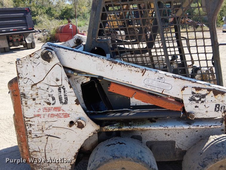 image for item DU3639 2005 Bobcat S130 skid steer loader