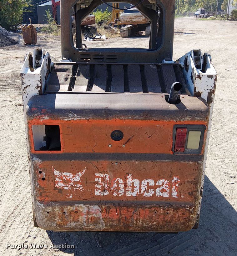 image for item DU3639 2005 Bobcat S130 skid steer loader