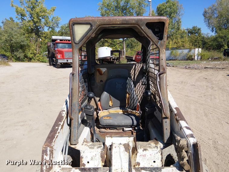 image for item DU3639 2005 Bobcat S130 skid steer loader
