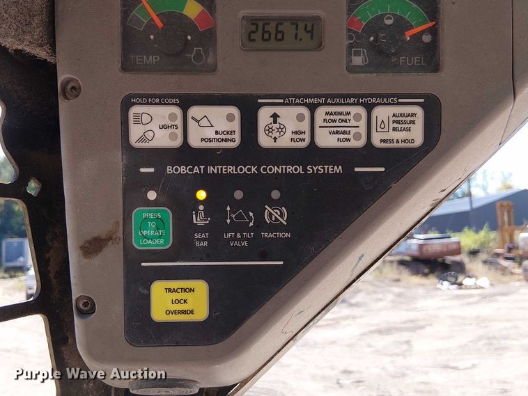 image for item DU3639 2005 Bobcat S130 skid steer loader