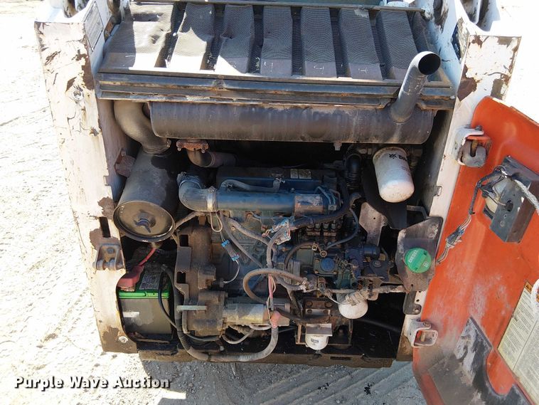 image for item DU3639 2005 Bobcat S130 skid steer loader