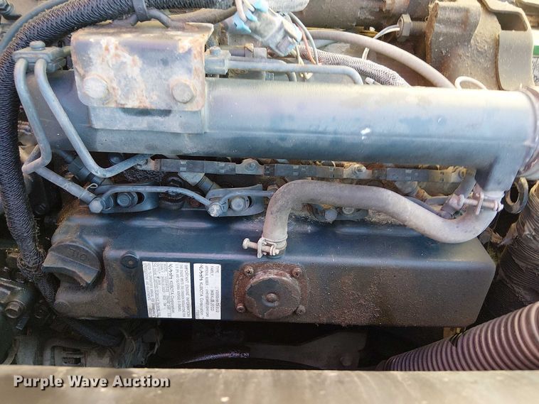 image for item DU3639 2005 Bobcat S130 skid steer loader