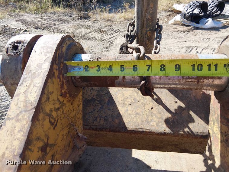 image for item DU3643 Excavator grapple