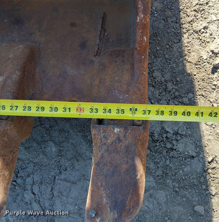 image for item DU3645 Esco excavator bucket