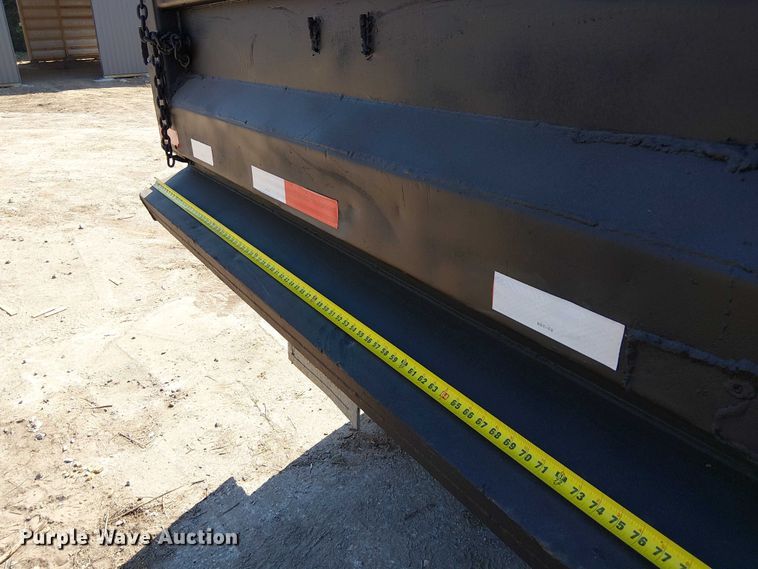 image for item DU3648 1997 Ford LTL 9000  dump truck