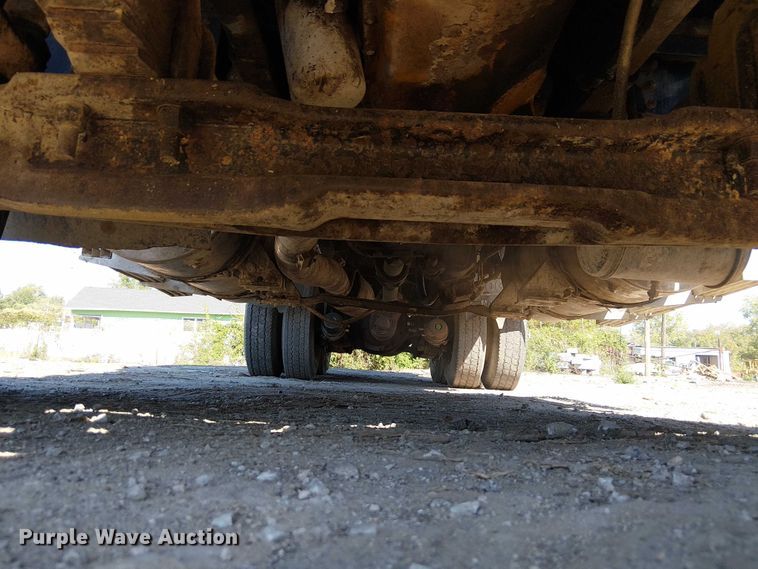 image for item DU3648 1997 Ford LTL 9000  dump truck