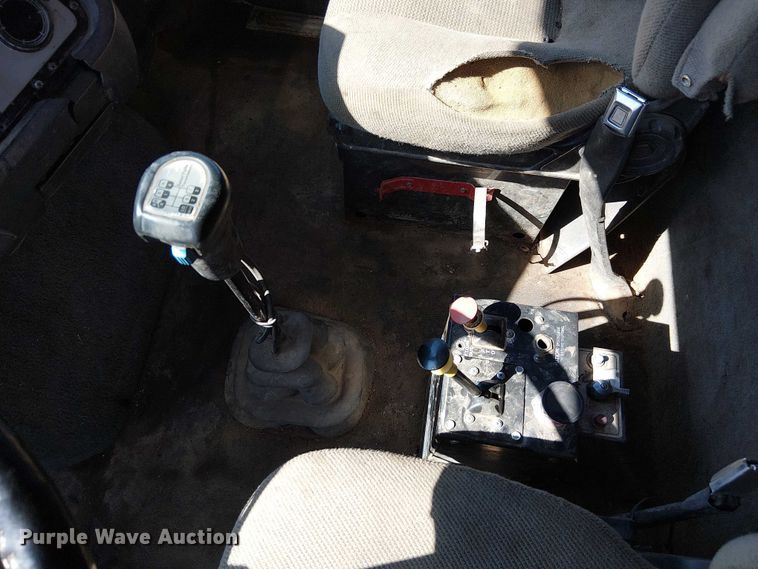 image for item DU3648 1997 Ford LTL 9000  dump truck