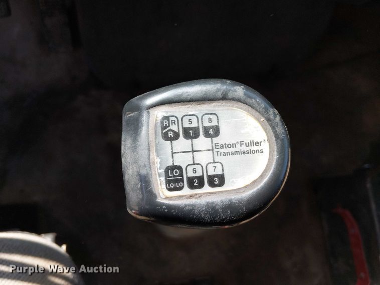 image for item DU3648 1997 Ford LTL 9000  dump truck