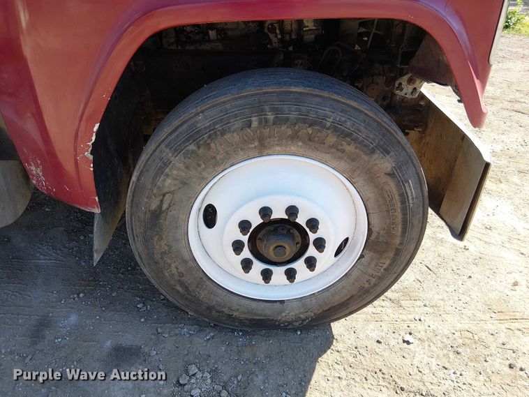 image for item DU3648 1997 Ford LTL 9000  dump truck