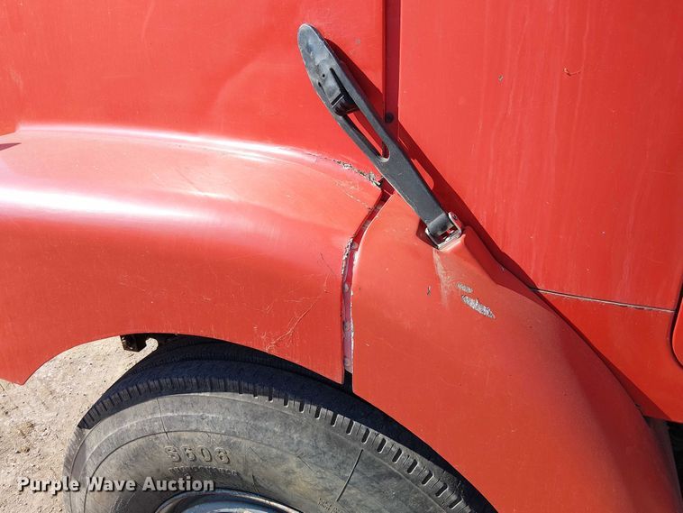 image for item DU3649 1997 Volvo WG dump truck