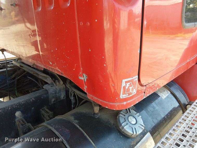 image for item DU3649 1997 Volvo WG dump truck