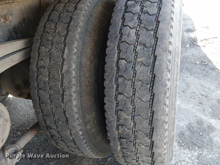 image for item DU3649 1997 Volvo WG dump truck