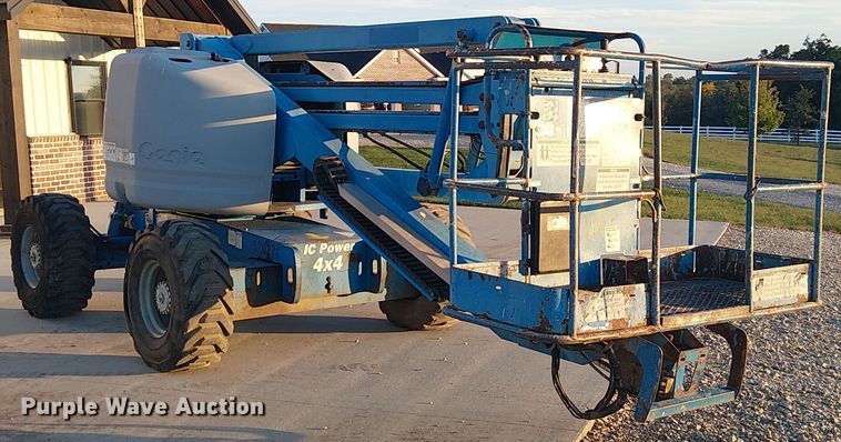 image for item DU3650 2000 Genie Z-45/25 boom lift