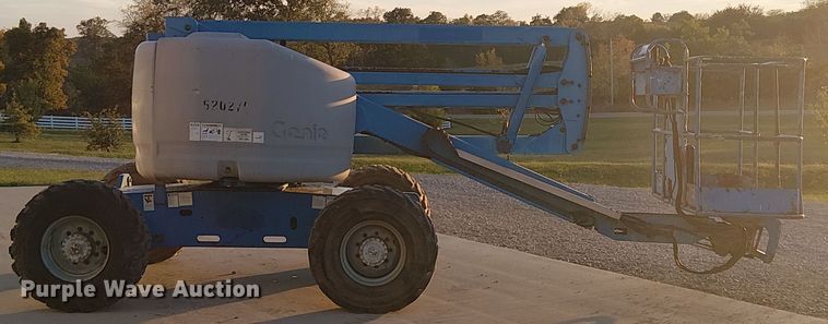 image for item DU3650 2000 Genie Z-45/25 boom lift