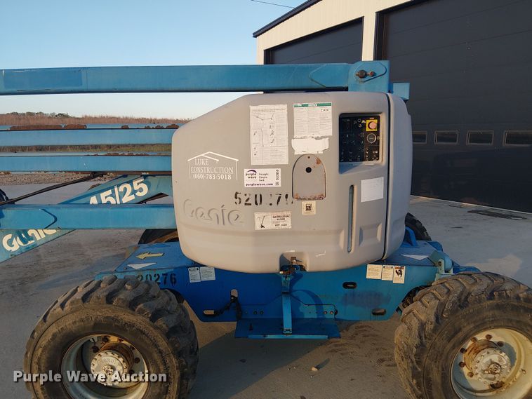 image for item DU3650 2000 Genie Z-45/25 boom lift
