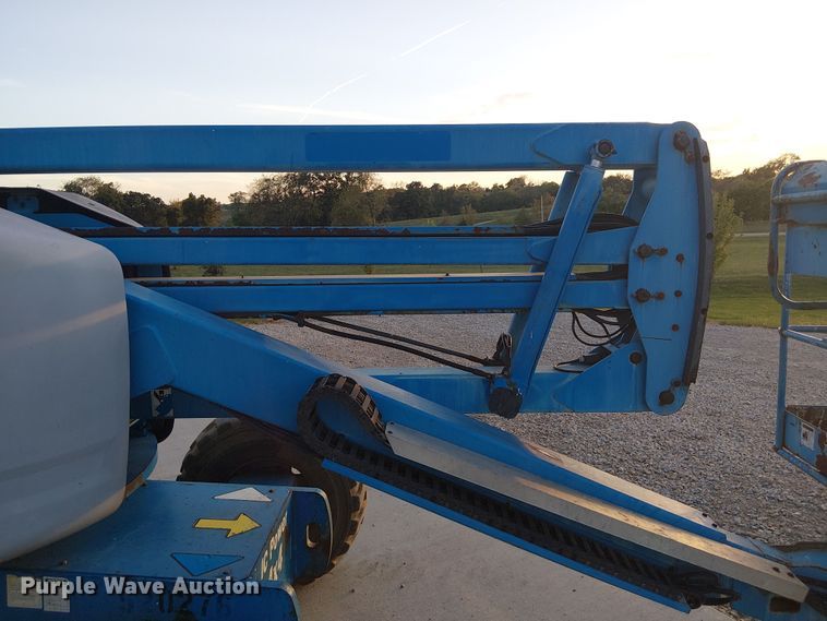 image for item DU3650 2000 Genie Z-45/25 boom lift