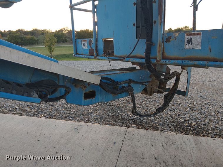 image for item DU3650 2000 Genie Z-45/25 boom lift