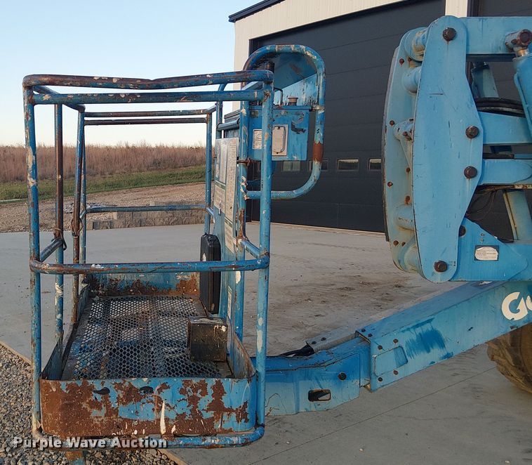 image for item DU3650 2000 Genie Z-45/25 boom lift