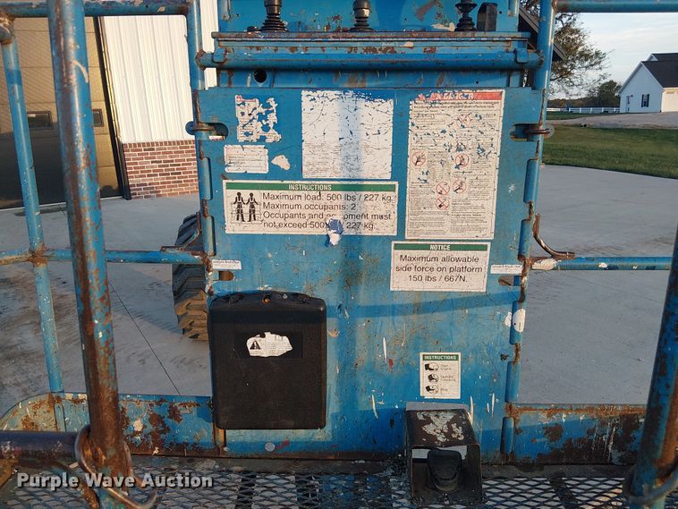 image for item DU3650 2000 Genie Z-45/25 boom lift