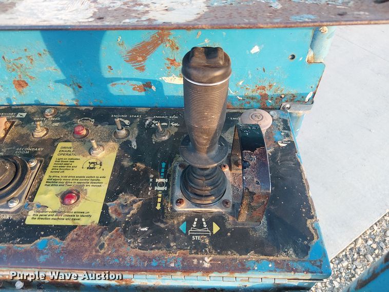 image for item DU3650 2000 Genie Z-45/25 boom lift