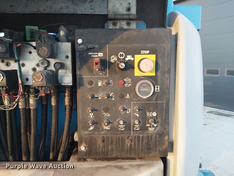 image for item DU3650 2000 Genie Z-45/25 boom lift